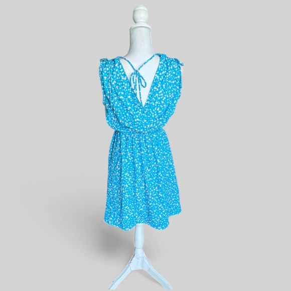 Kaileigh Stitch Fix Dorinda Blue Floral Sun Dress NWOT Size Medium - Picture 3 of 4